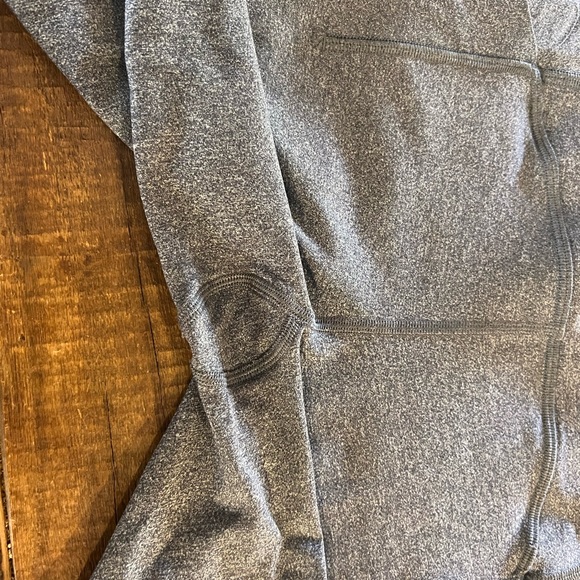 Lululemon Swift Speed Grey Crop high rise - Picture 3 of 6